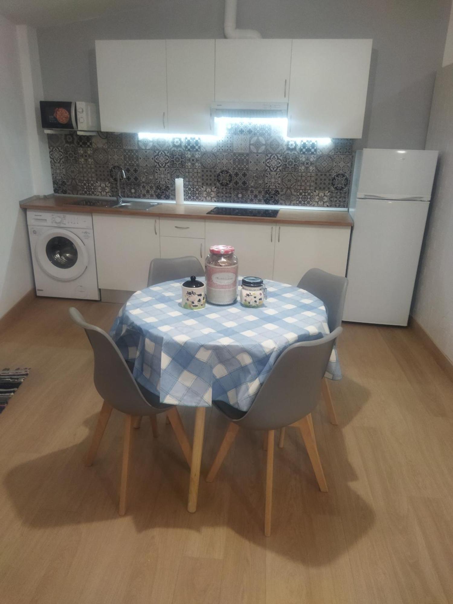 Atico Entero Con Habitacion En 코렐라 외부 사진