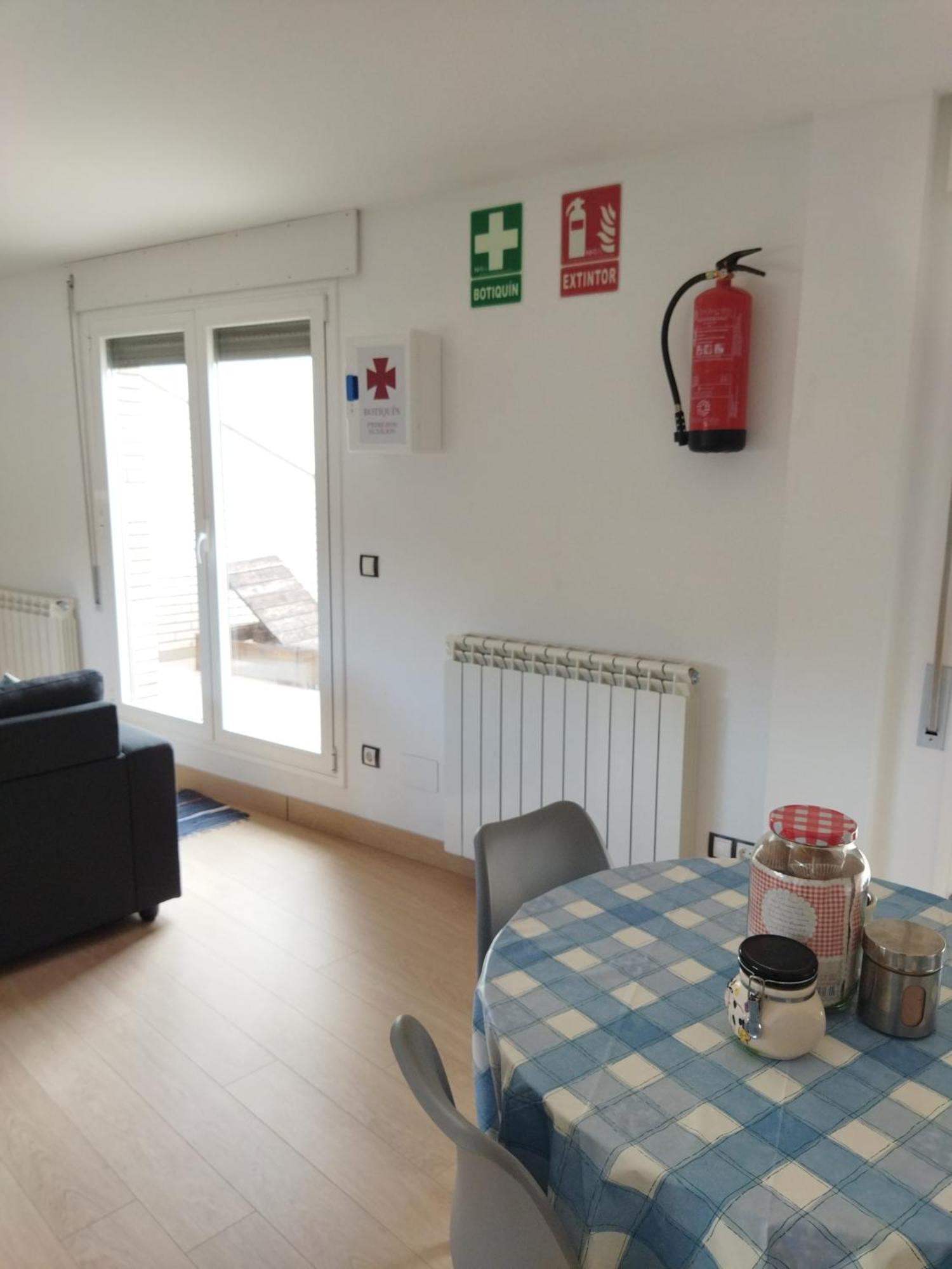 Atico Entero Con Habitacion En 코렐라 외부 사진