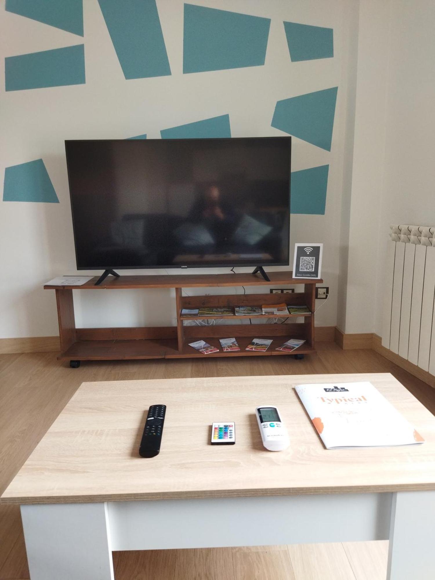Atico Entero Con Habitacion En 코렐라 외부 사진